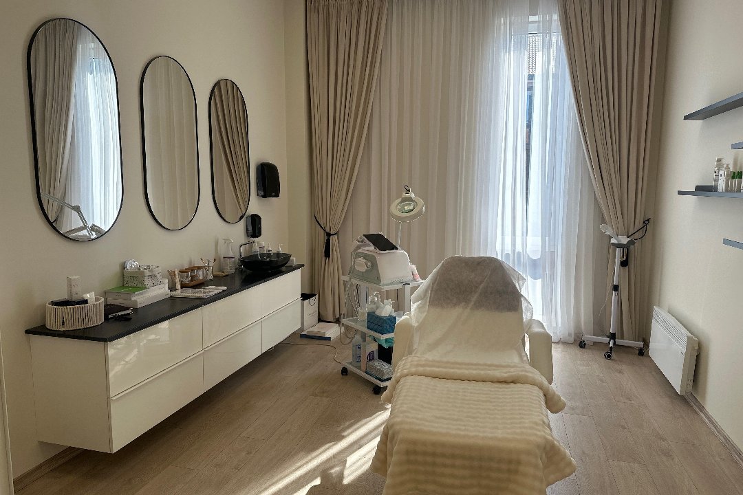 Skin by Viktorija, Vite, Klaipeda