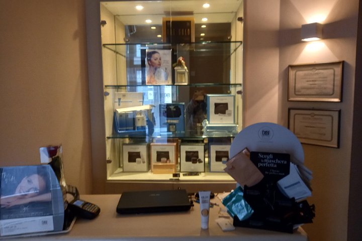 Eidos Estetica DiBi Center - Esthétique Bergamo - Photo de galerie - OneBooking
