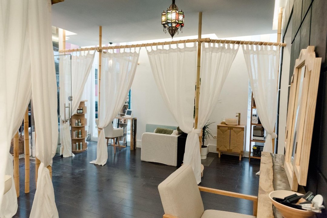 Alhunea, Santiago de Vigo, Vigo