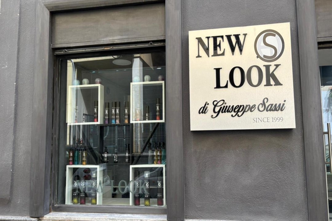 New Look Maschile di Giuseppe Sassi, Ponticelli, Napoli
