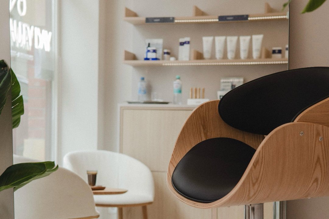 The Beauty Bay Custom Facials & Body & Nails, Innenstadt, Wiesbaden