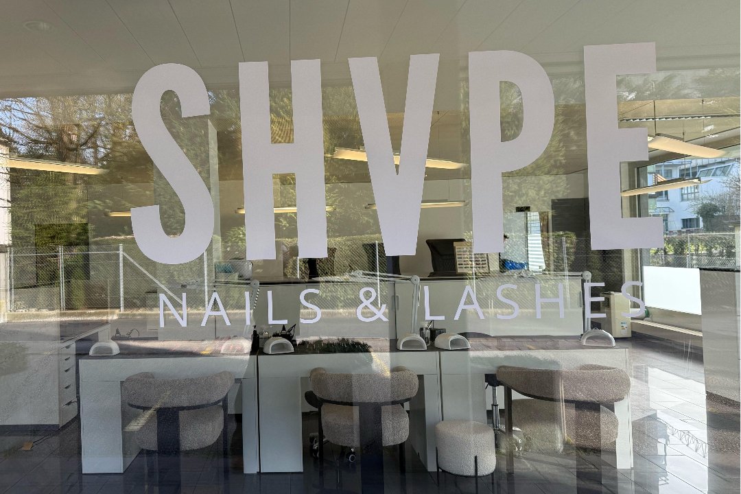 SHVPE Nails & Lashes, Wohlen, Canton d'Argovie