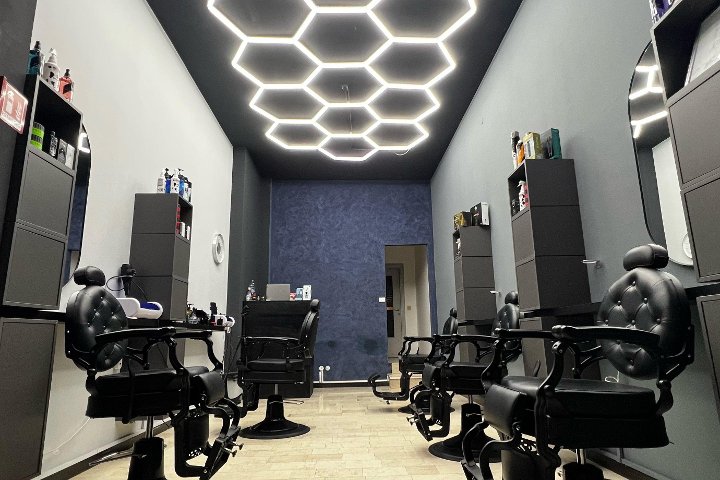 Barberia Prive - Barbier Brescia - Photo de couverture - OneBooking