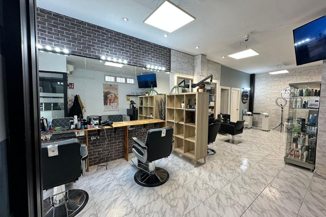 Eyra Artisti Peluquería y Barbería, Madrid
