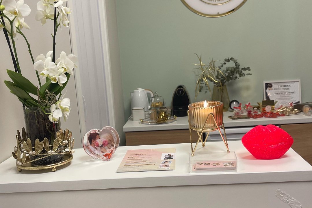 Natural Beauty By Antonia Rosely, Oviedo