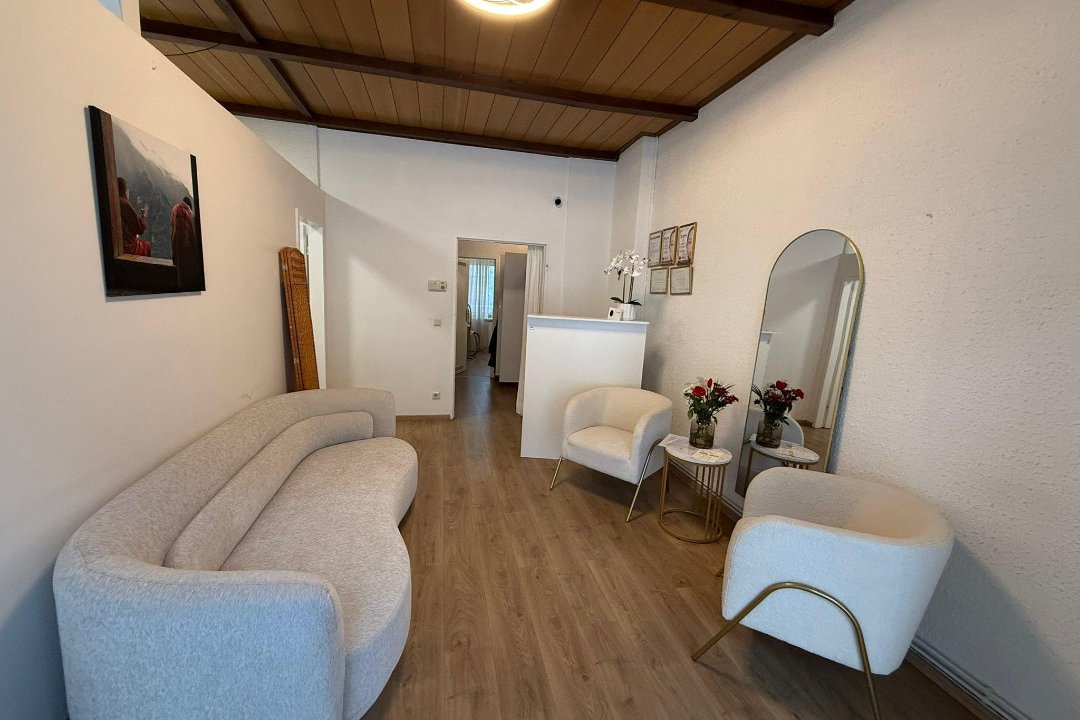 Ladis Kosmetik Salon, Neukölln, Berlin