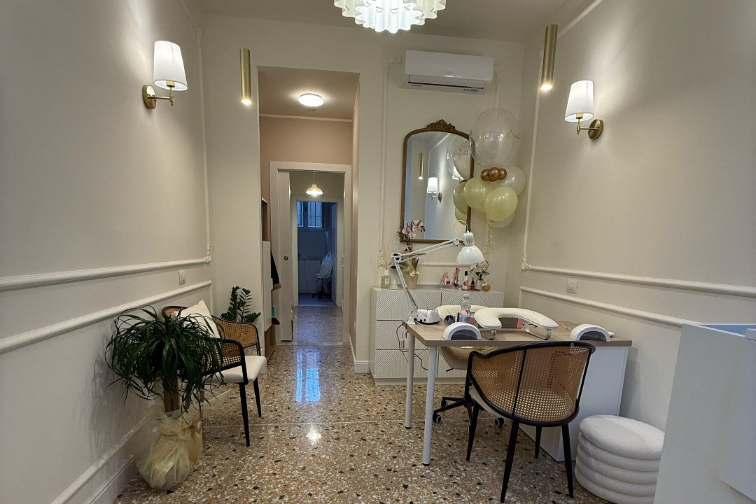 Nail Atelier di Carla Monni, San Benedetto, Cagliari
