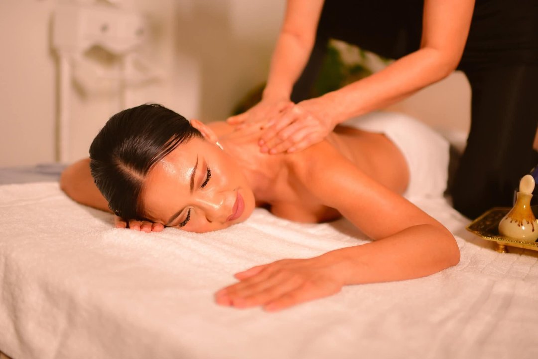 Orchid Thai Spa - Zürich, Kreis 11, Zürich