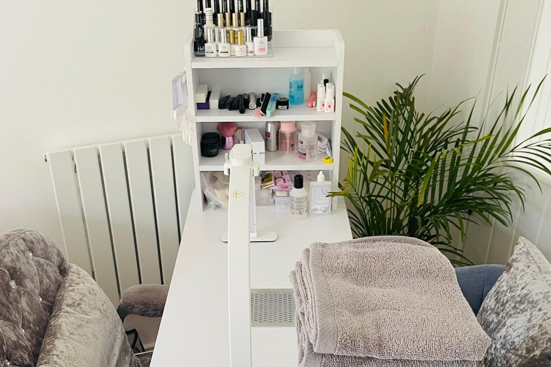 Cams Nails, Banbury, Oxfordshire