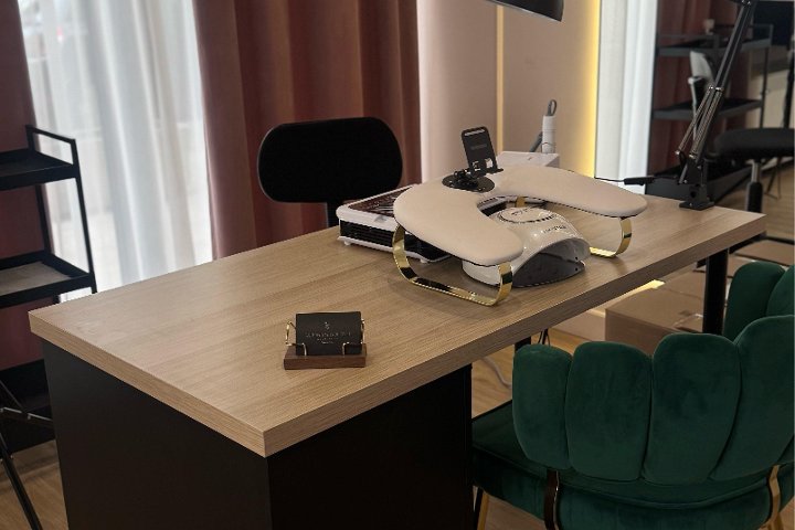 Beauty Boutique di Veronica Golovei - Sourcils & cils Verona - Photo de galerie - OneBooking