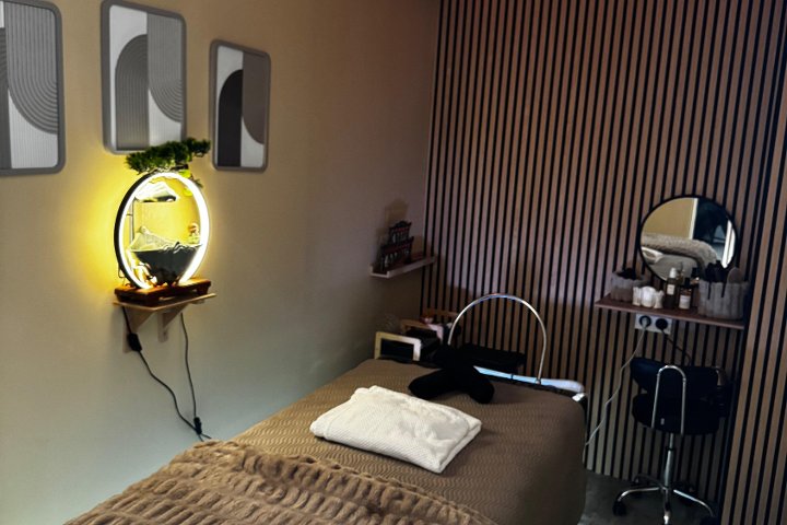 MJ Nails Beauté - Onglerie Paris - Photo de galerie - OneBooking