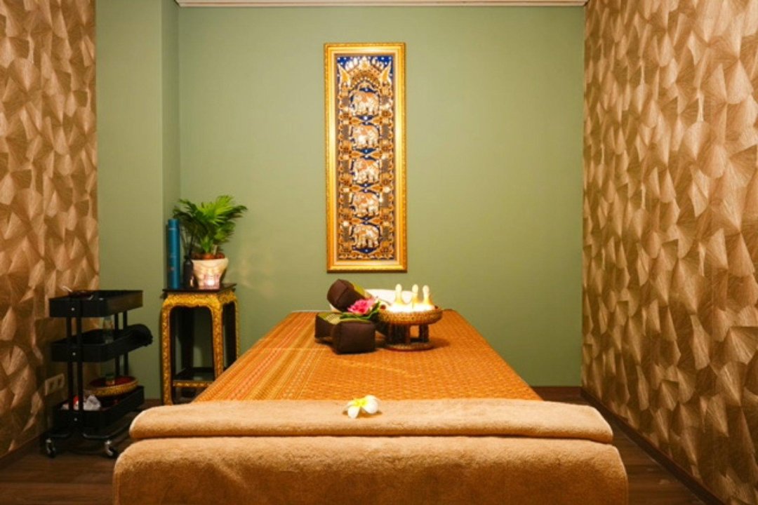 Sukhumvit Thaise Massage Naarden, Naarden, Noord-Holland