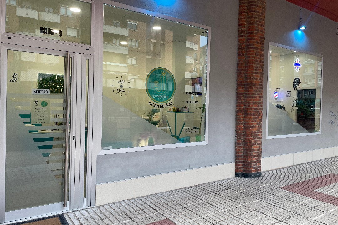 JJ Luminous Nails, Oviedo