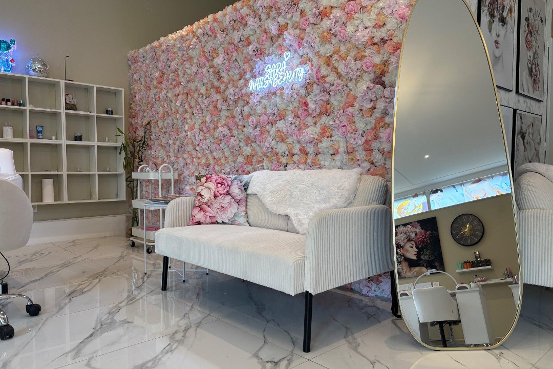 Sara Nails and Beauty, Großfeldsiedlung, Wien