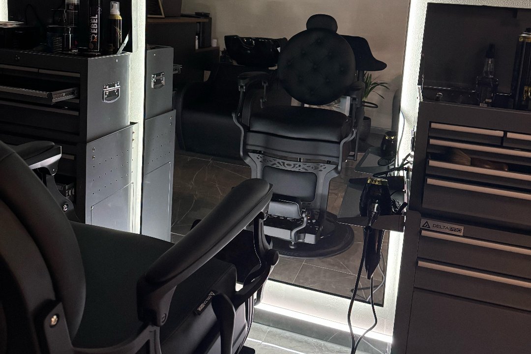 1st Class Men, Stubentor, Wien