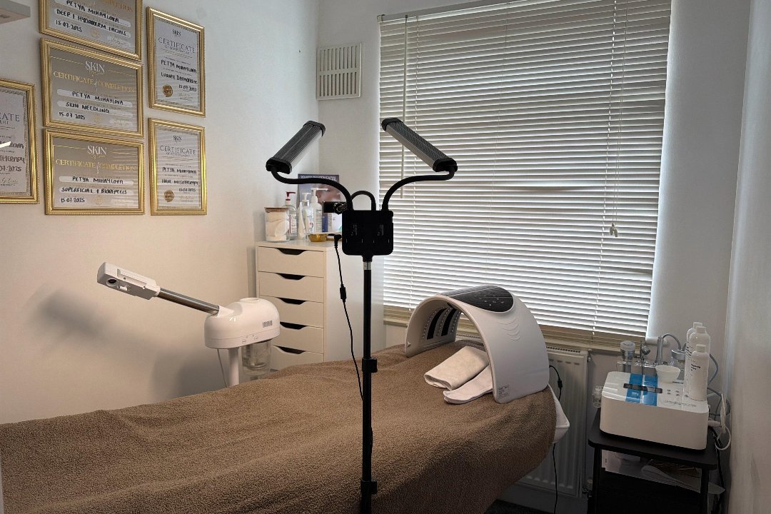 Perii Skin, Edmonton Green Shopping Centre, London