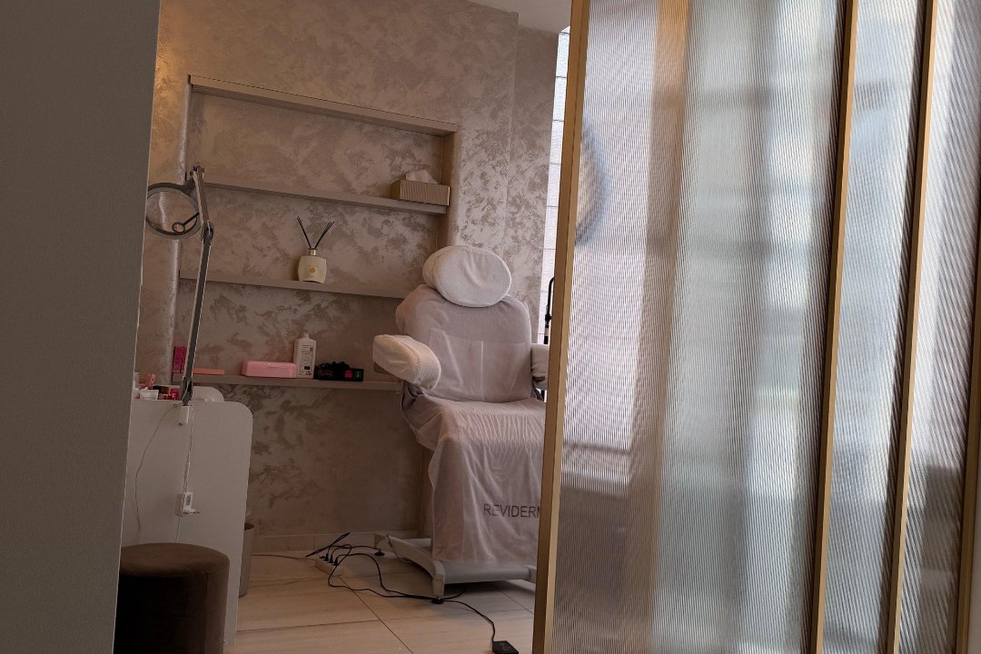 Lash & Browartist Anastasiia Burunova, Kudamm, Berlin