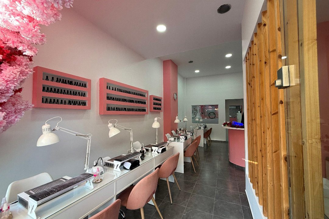 Rose's Βeauty Βar, Πετρούπολη, Αττική