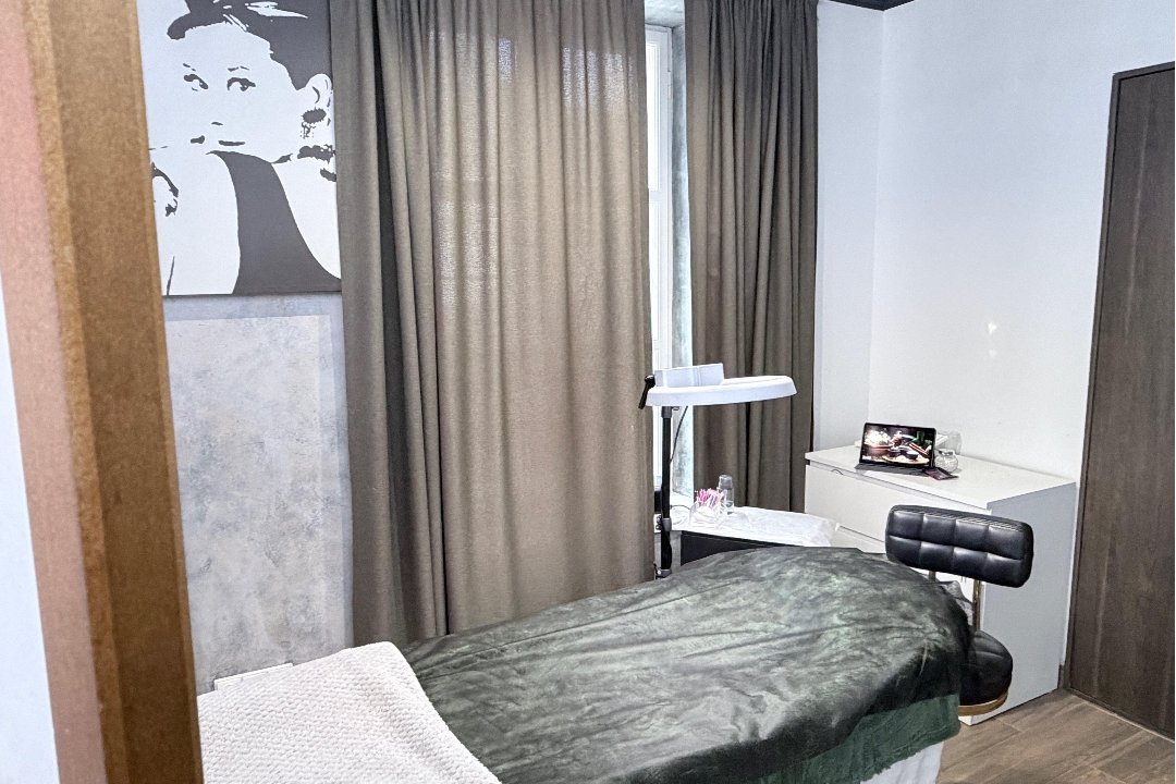 Emera beauty, Naujamiestis, Kaunas