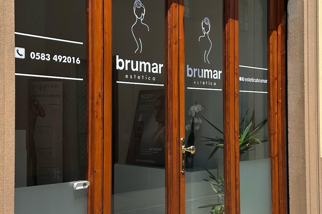 Estetica Brumar, Lucca