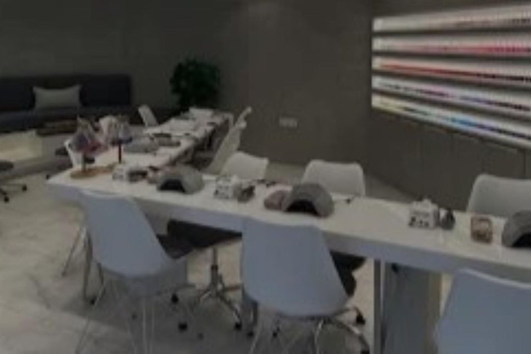 Nailspa Deluxe, Kentro Thessalonikis, Θεσσαλονίκη