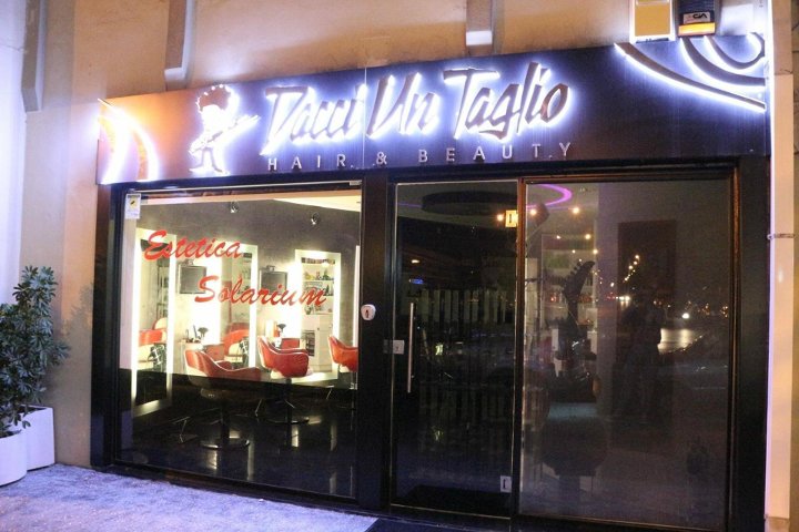 Dacci Un Taglio Hair & Beauty
