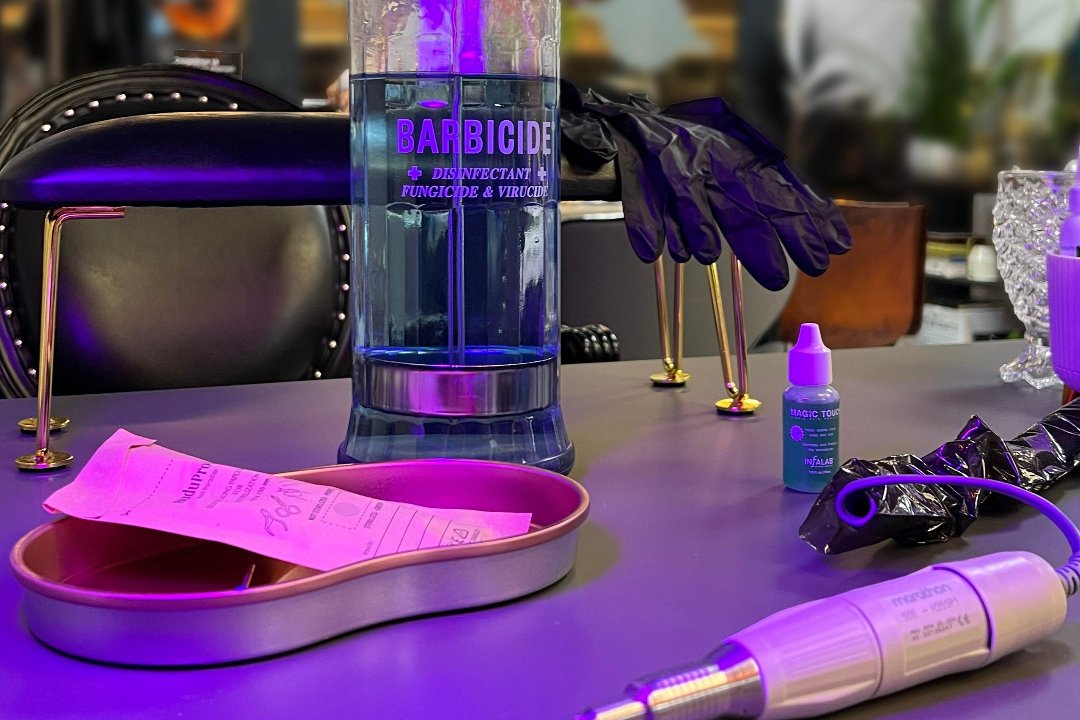 RUNA NAILS, Generaal Cronjéstraat, Haarlem