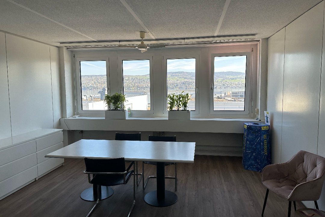 Boom! Nails&Lashes, Thalwil