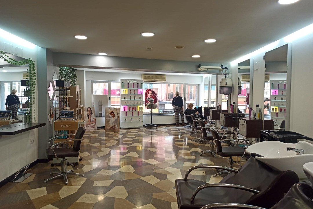 Peluquería y Estética Guadalupe del Águila, Cartagena, Región de Murcia