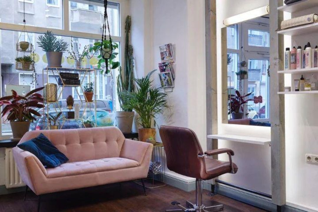 Dominic Hertel @ Judita lucky hairdresser, Schöneberg, Berlin