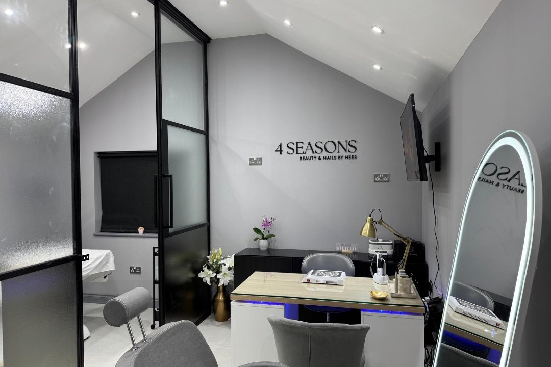 4 Season Beauty & Nails Studio, Earley, Reading