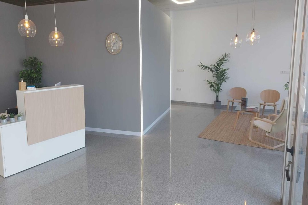 Coqum Laser & Beauty, Tablada, Sevilla