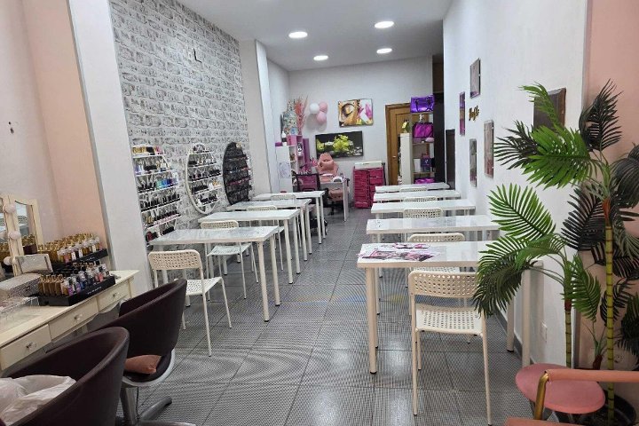 Nails Blanca Soler - Onglerie Huelva - Photo de couverture - OneBooking