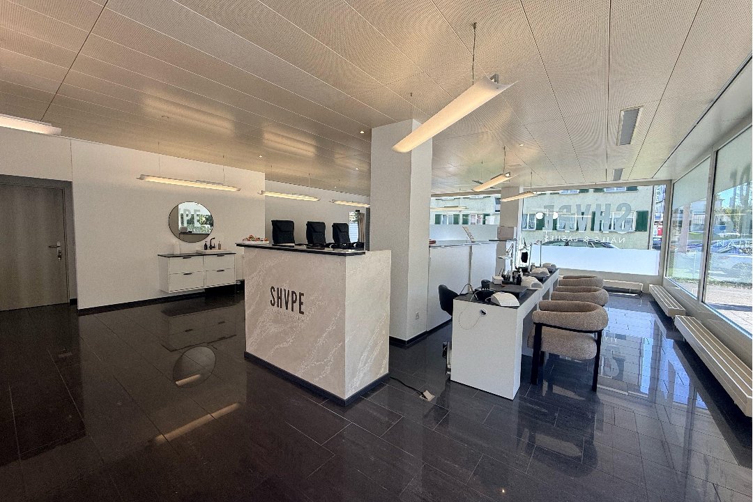 SHVPE Nails & Lashes, Wohlen, Canton d'Argovie