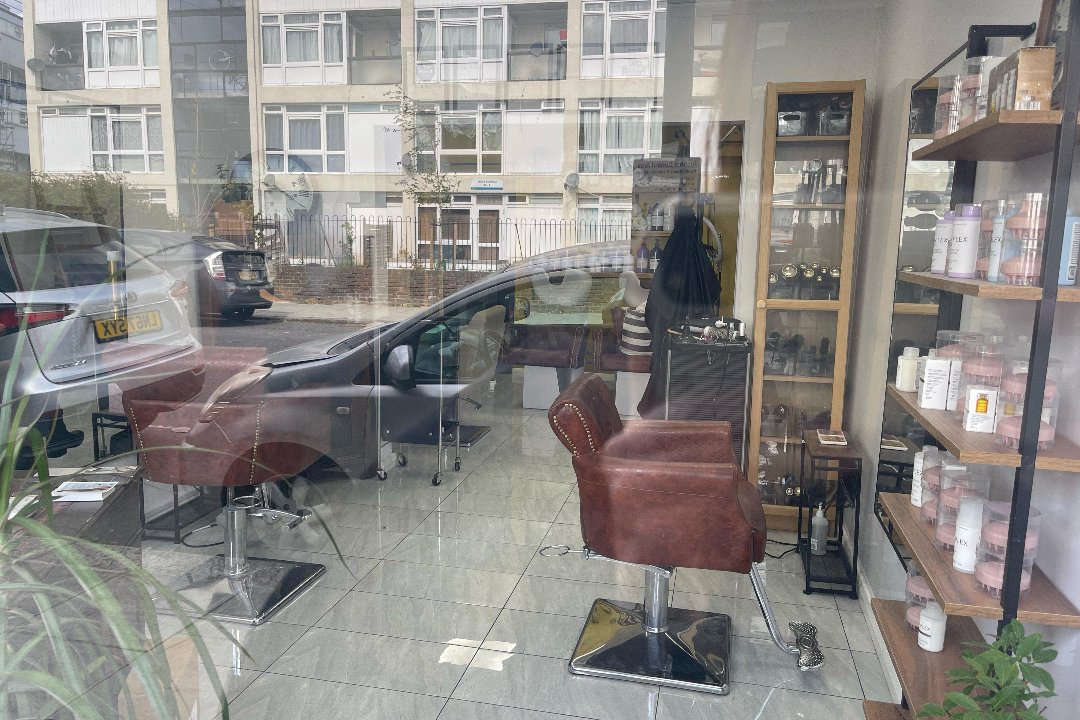Cccnail Studio, Walworth road, London