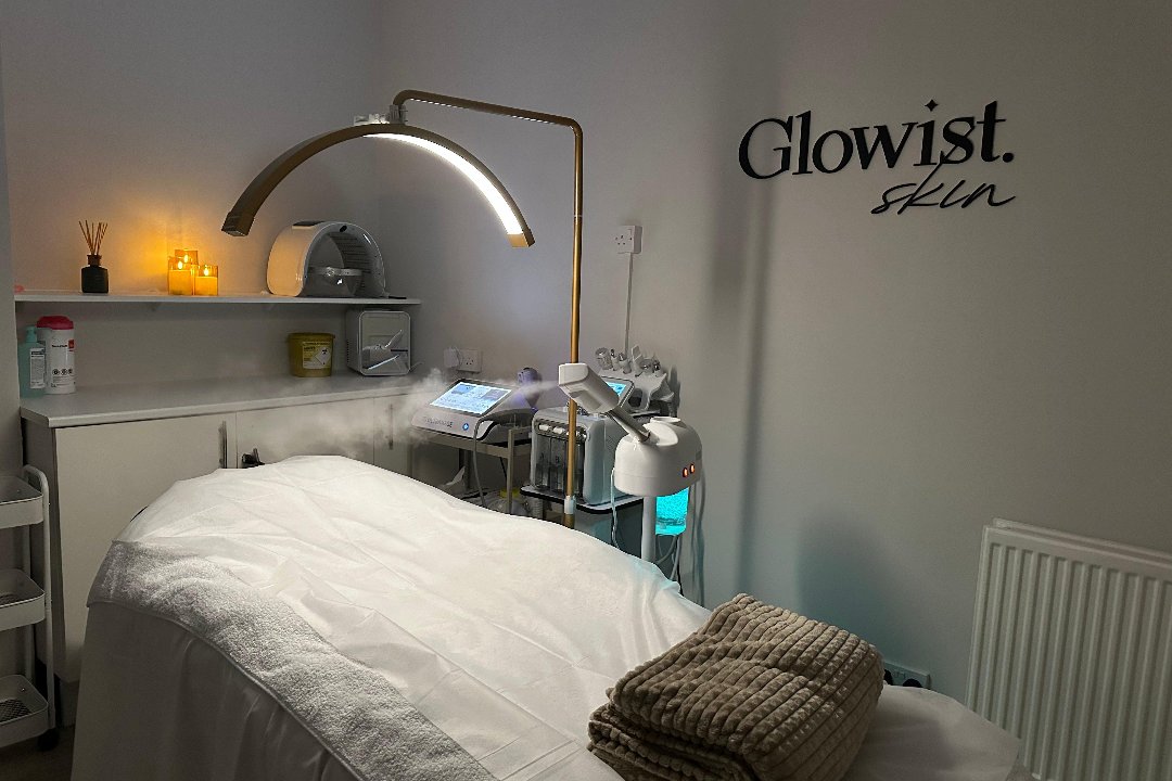 Glowist Skin, Warwick Way, London