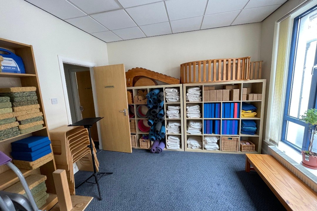 Divine Diversity Holistics, Sauchiehall Street, Glasgow Area