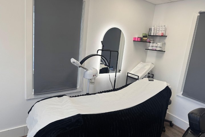 Mehru’s Beauty - Great Eastern Street (For Women's) - Coiffure Unit 19 & 27 - Photo de galerie - OneBooking