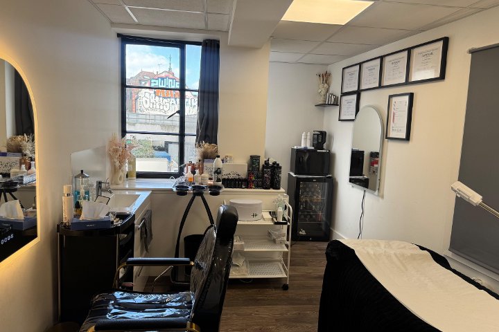 Mehru’s Beauty - Great Eastern Street (For Women's) - Coiffure Unit 19 & 27 - Photo de couverture - OneBooking