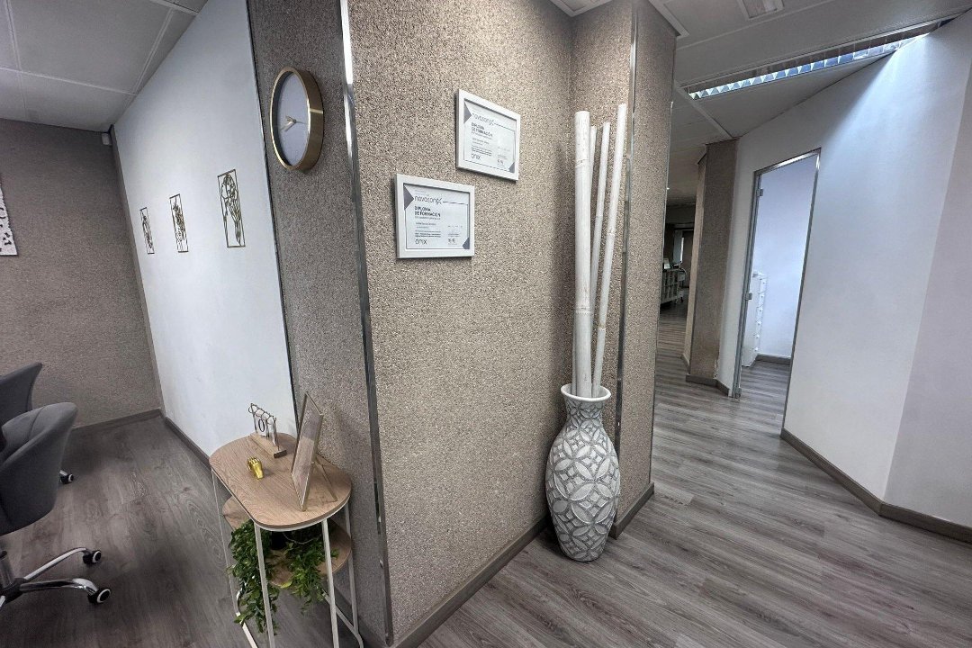 Thalia Brows y Lashes, Collblanc, Provincia de Barcelona