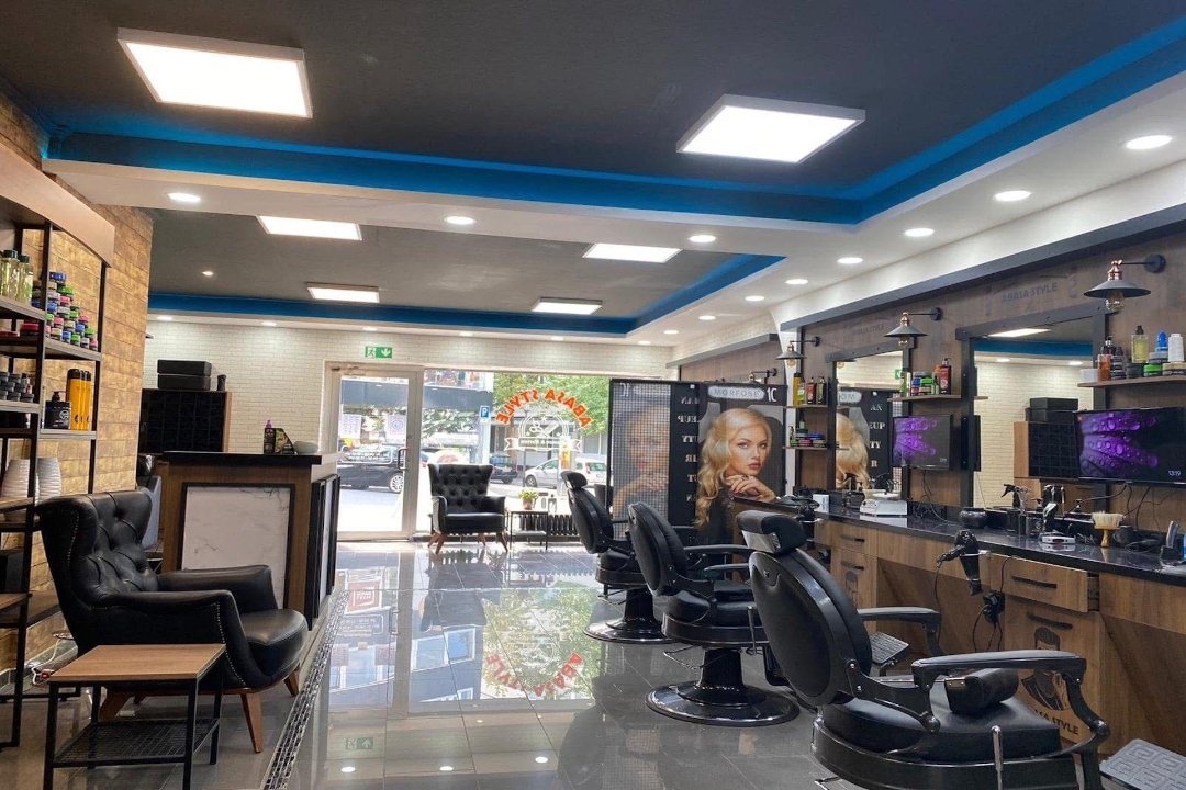 Milana Hairstyle & Beauty, Stadtkern, Essen