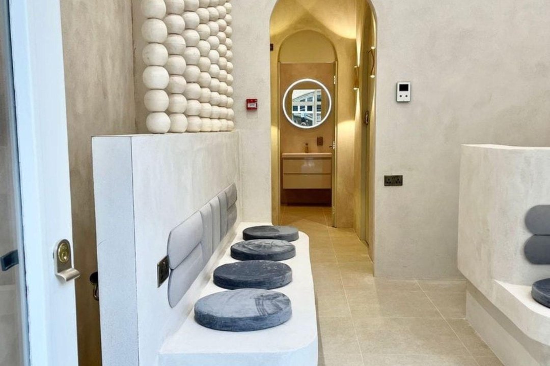 MO MI Clinic, Mecklenburgh Square, London