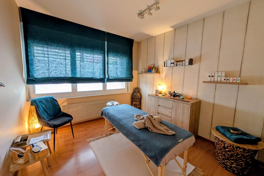 Les Mains de Gaïa, Canton de Neuchâtel