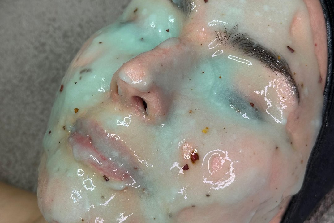 Nakd Skin Cosmetic, 7. Bezirk, Wien