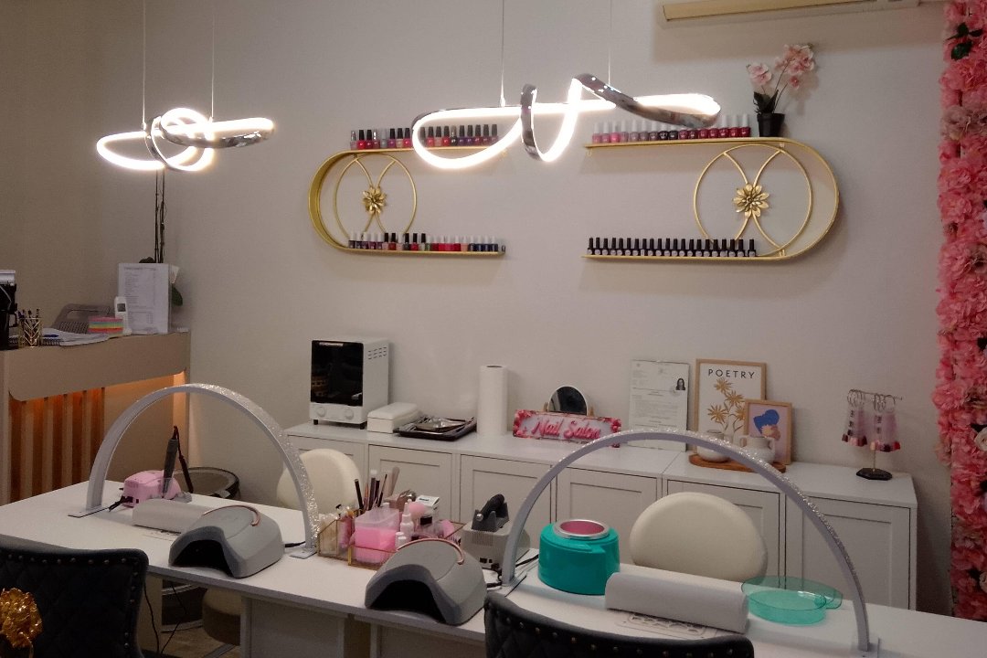 Velvet Candy Nails, Κερατσίνι, Πειραιάς