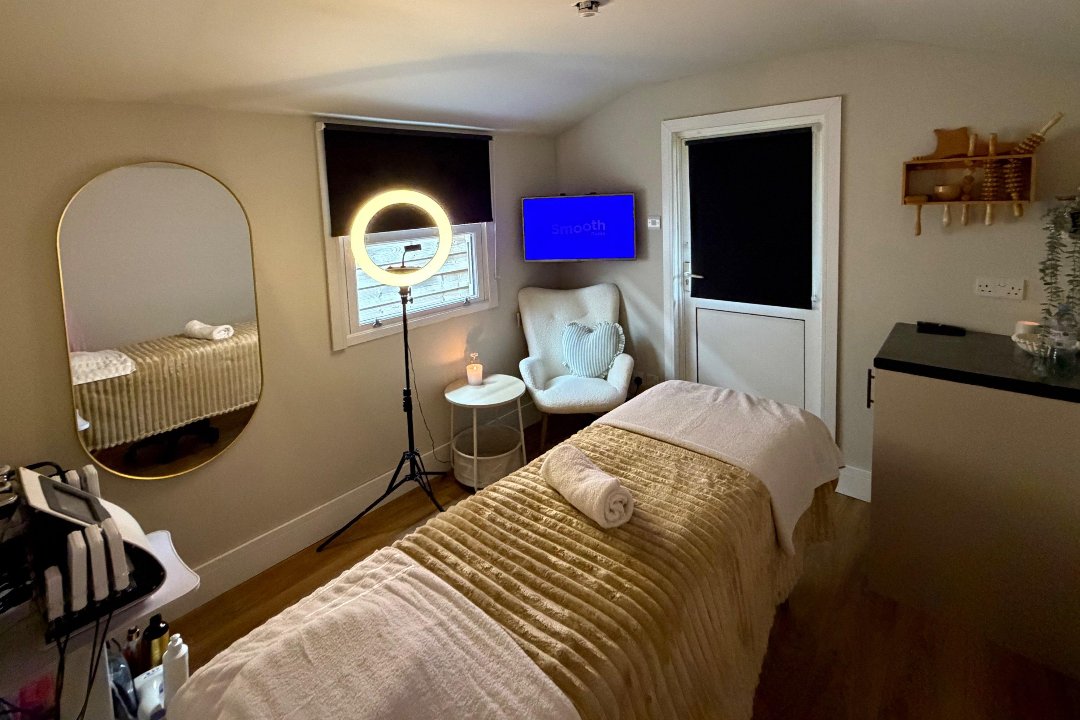 Pure Contour Studio, Iver, Buckinghamshire