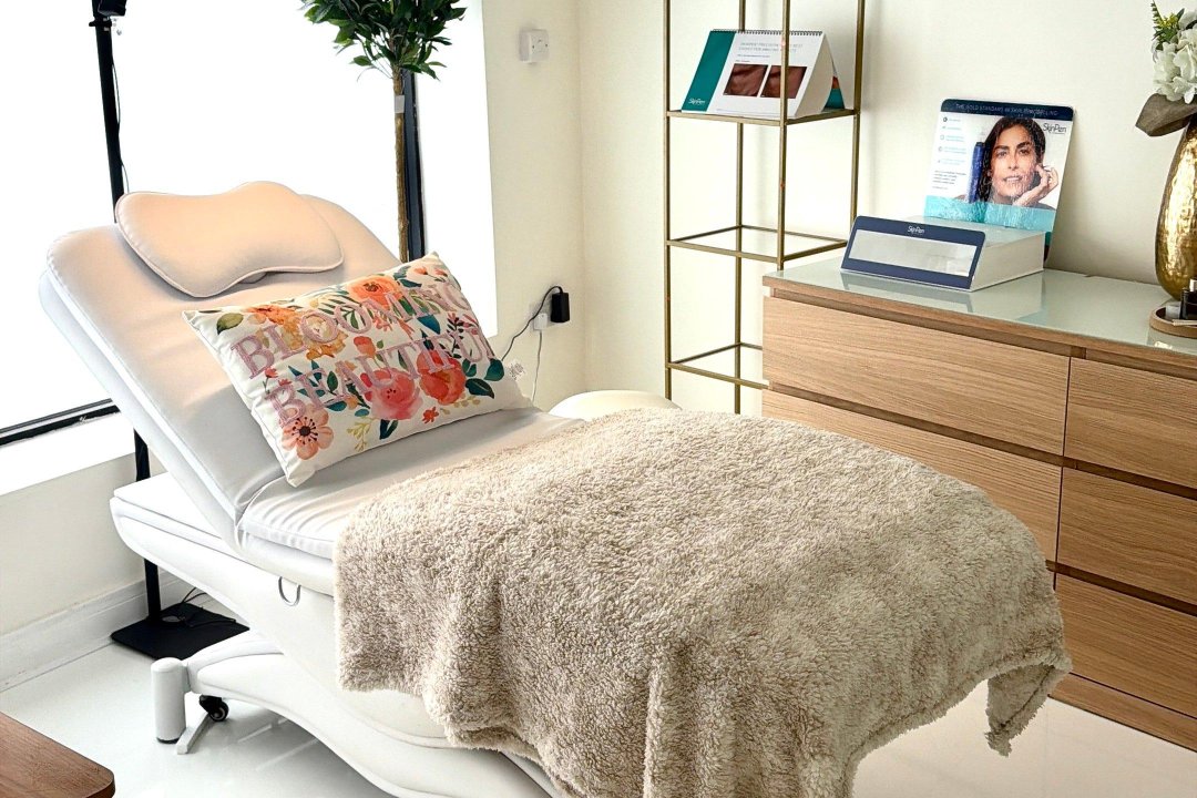 Goldiluxe Clinic, Northolt, London