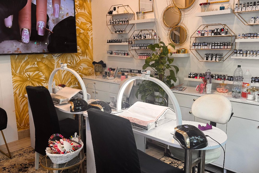 Simone Pereira c/o Tô Chic Centro Estetico, Marconi, Roma