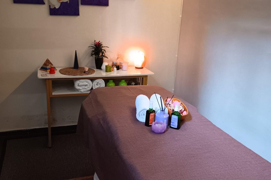 Baddie Hustle - Beauty & Massage, Gent-Zuid, Gand