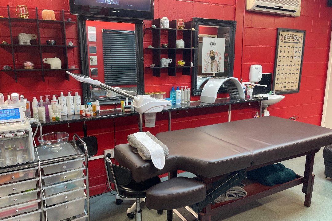 Azura Beauty Lounge, North Hyde, London